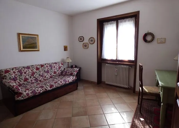 House With Stunning View Over * Montemezzo