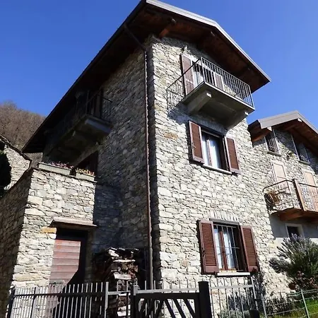 Prázdninový dům House With Stunning View Over Montemezzo